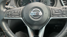 Nissan Qashqai 1.3 DiG-T Tekna 5dr Petrol Hatchback